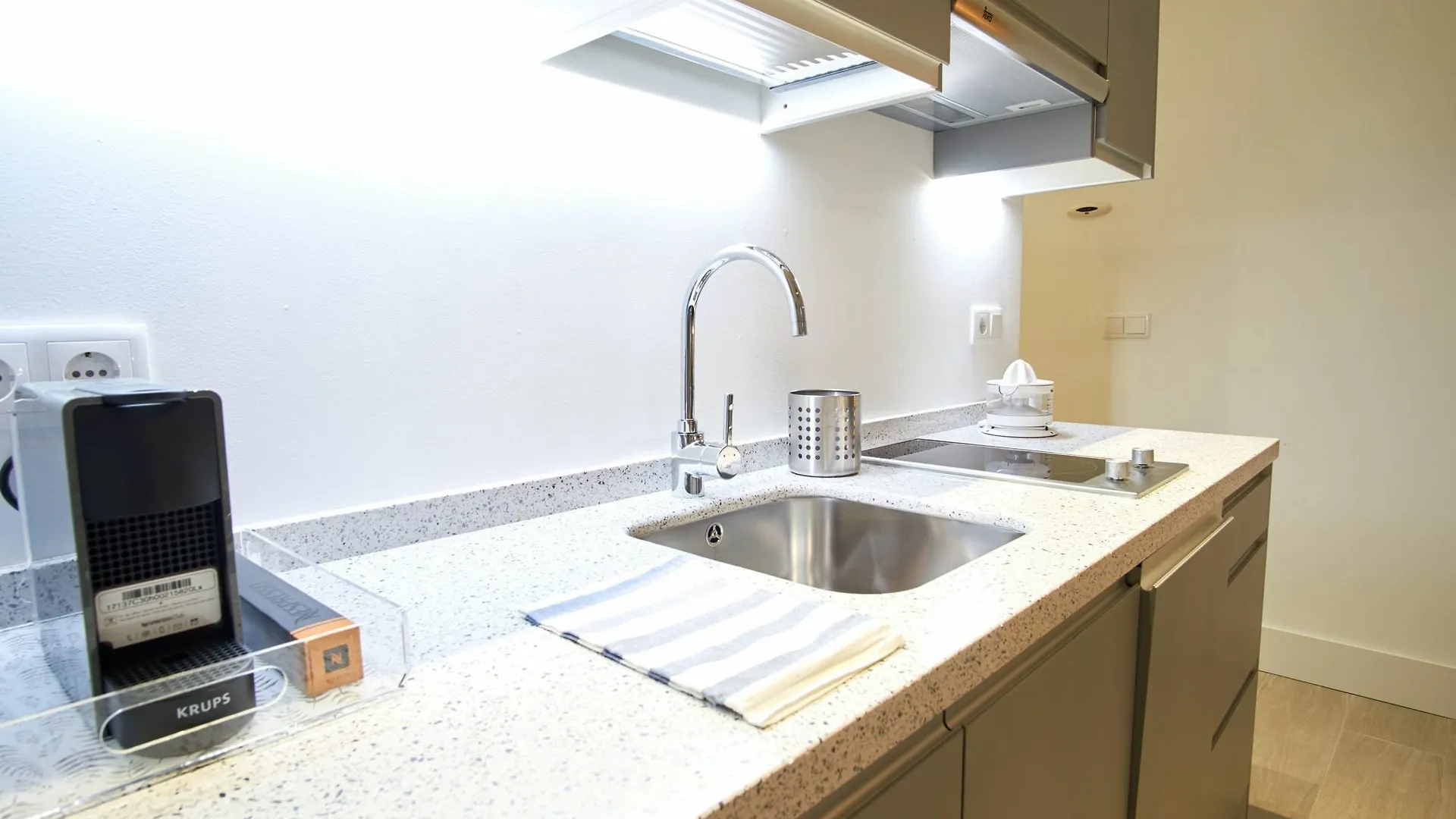Lejlighed Tranquilo Apartamento De Lujo Sevilla